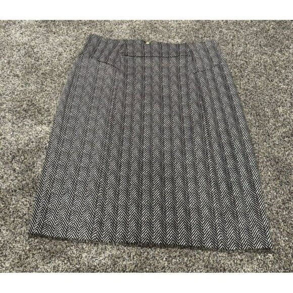 Michael Kors Women’s Herringbone Skirt Size 8 EUC - Picture 1 of 6